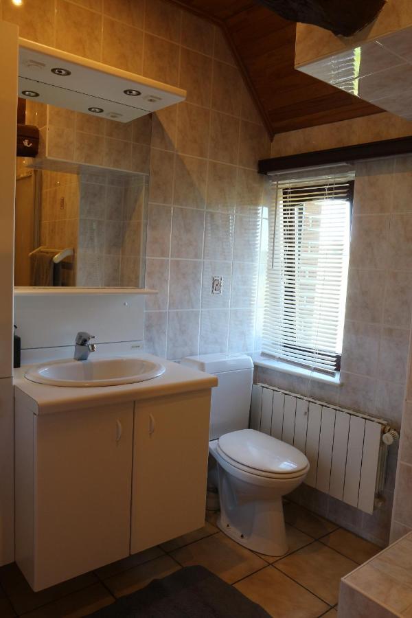 Lo'Ree Des Pres Apartment Grandrieu Luaran gambar